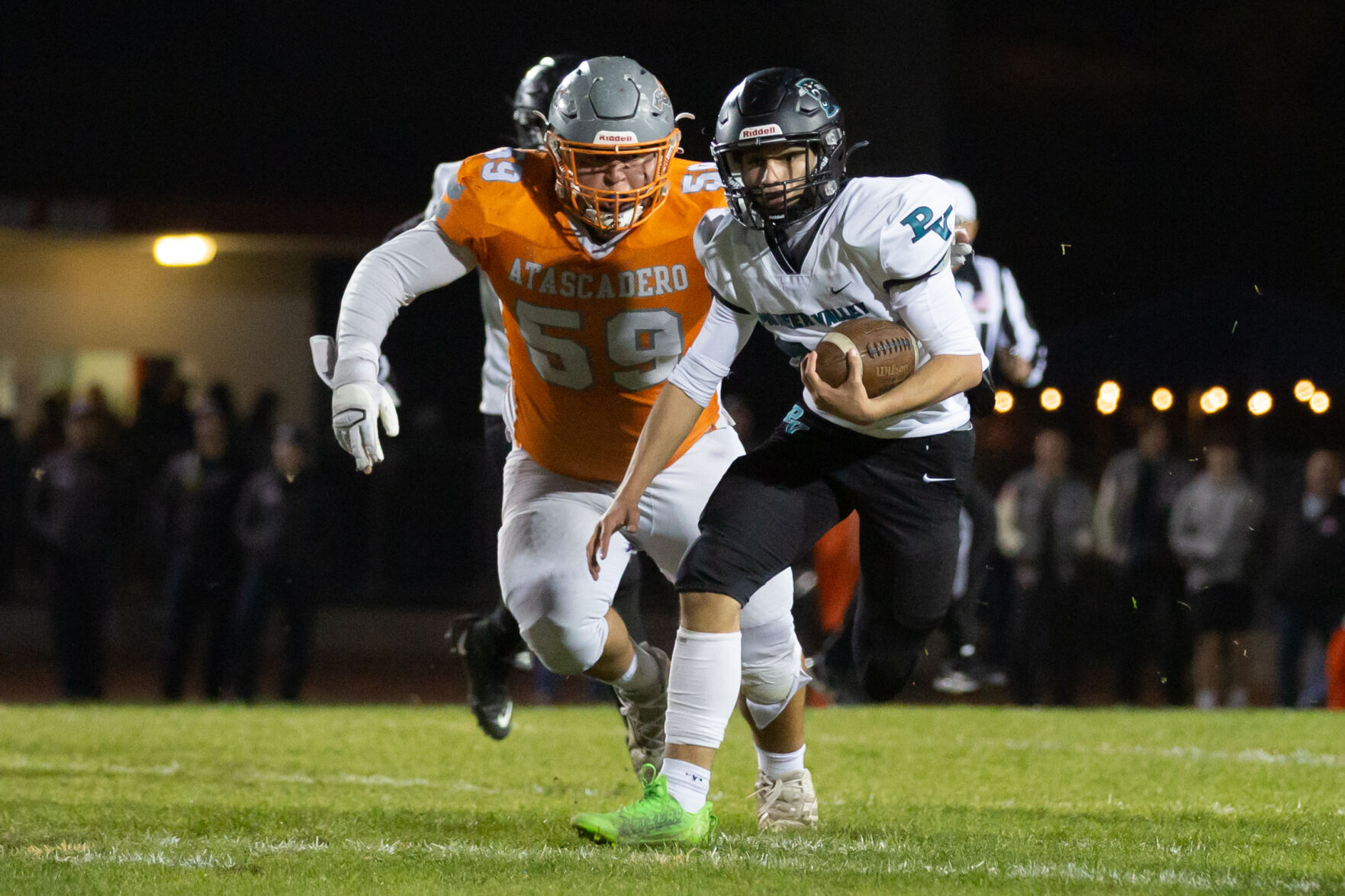 112522 Pioneer Atascadero Football 18.jpg